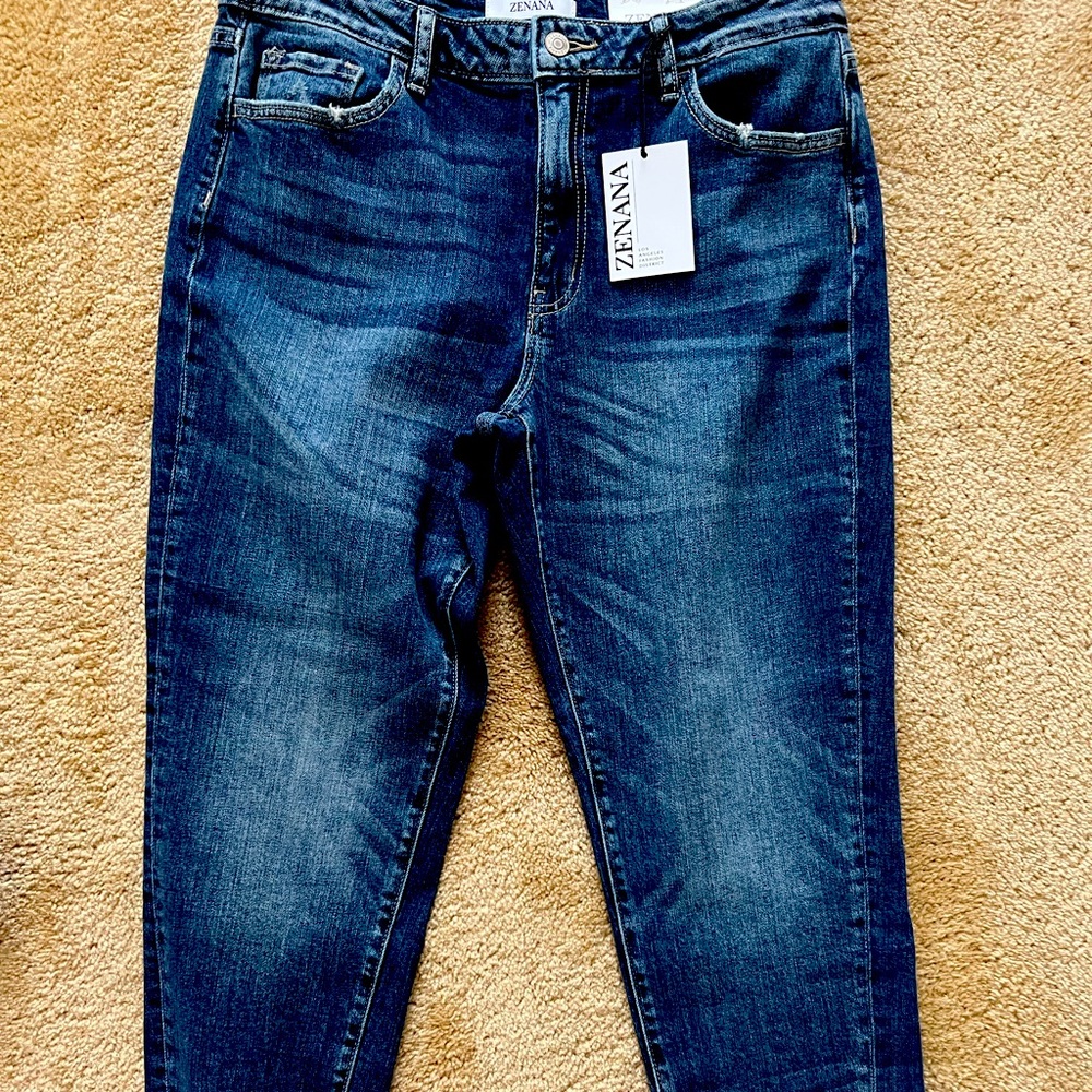 Zenana shark bite hem jeans
